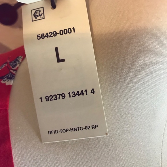 NWT Levi’s red floral viscose wrap top - Picture 6 of 16